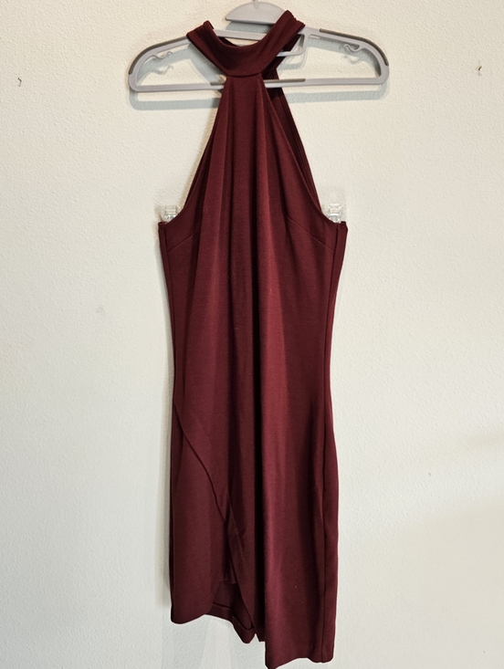 Express Dresses & Skirts - Express Halter Bodycon Mini Dress in Burgundy - Size 6